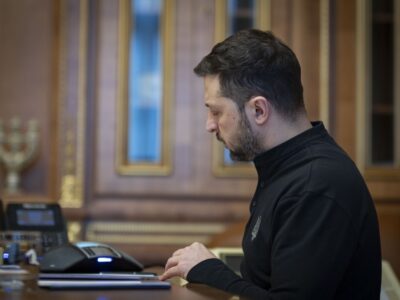 Санкції проти рф і підготовка бригад: Володимир Зеленський і Кір Стармер обговорили оборонну співпрацю  