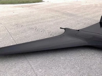 Пролетить 10 тисяч км: угорці похвалилися розробкою дрона-гіганта зі здібностями авіамарафонця  