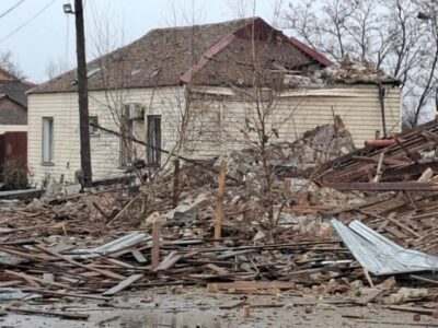 Масовані атаки рф по Донеччині: пошкоджено будинки, підприємства, лінії електропередач і газогін  