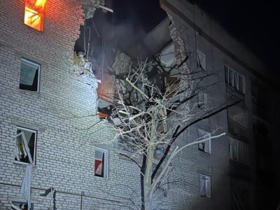 Унаслідок російських обстрілів на Донеччині численні руйнування багатоповерхівок  