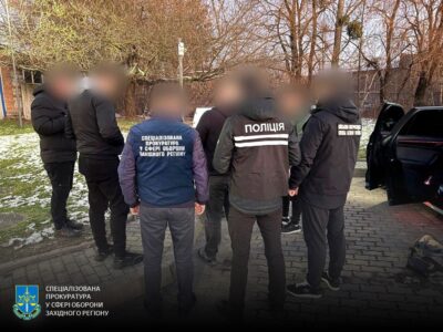 «Шлях» до Польщі за гроші: викрито волинянина, який перетворював ухилянтів на водіїв вантажівок  