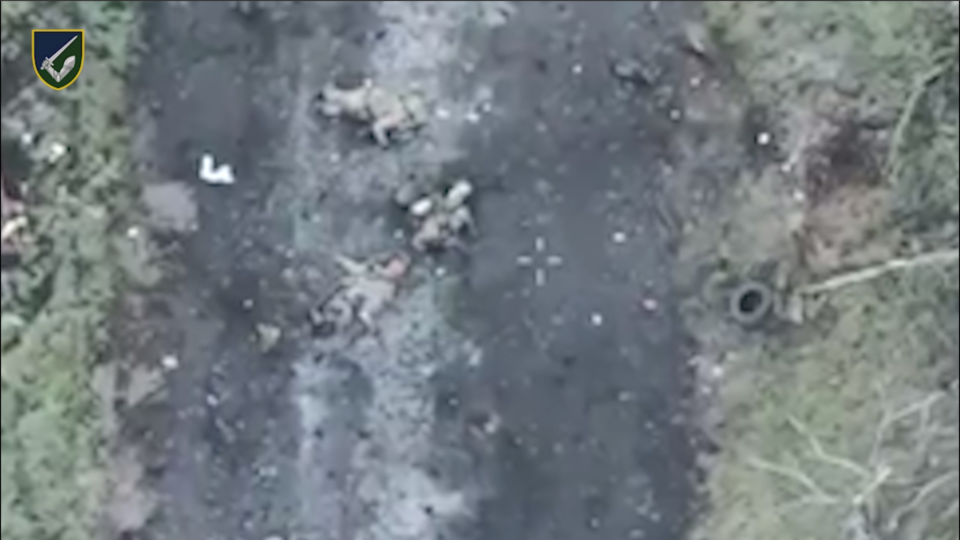 «Відправляють піхотинців перевірити замінування» — поблизу Покровська ворог розміновує своєю «живою силою»  