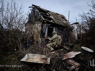 «Очікуємо противника на електросамокатах» — на Костянтинівському напрямку чекають, коли висохнуть ґрунти  