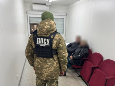 «Пообіцяв купити зворотний квиток та оплатити проживання в готелі»: прикордонники розсекретили ціну «любові»  