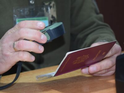 Щоб виїхати за кордон, ухилянт «придбав віртуальних дітей» з Німеччини — ДПСУ  