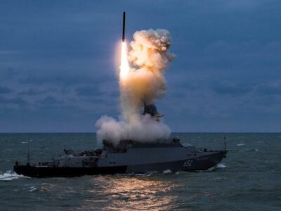 Росіяни вивели у Чорне море ракетоносій з «Калібрами»  