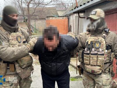 Ухилянт-коригувальник «втемну» використовував свою співмешканку для передачі даних росії  