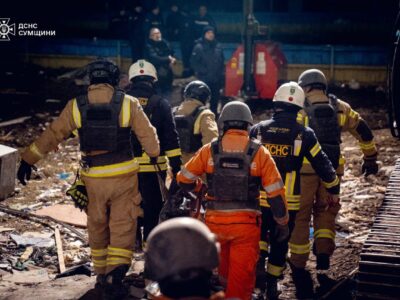 У Сумах завершено пошукові роботи: рятувальники 19 годин діставали з-під руїн тіла загиблих  