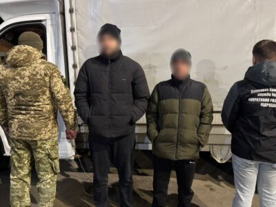 Підозрілий, нервовий та невпевнено бреше: на кордоні затримали чергового ухилянта  