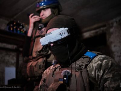 «Як скажені пси намагаються застрибнути» — на Дніпрі дрони нищать російські човни в режимі нон-стоп  