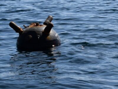 Наші моряки показали знищення морської міни  