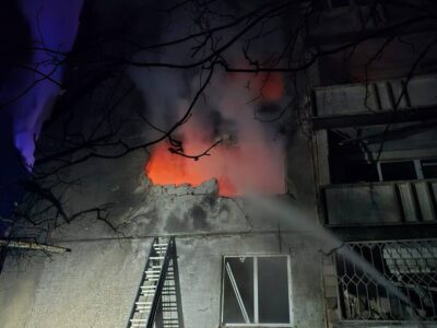 У Харкові уламками російських дронів пошкоджені будинки, університет та оперний театр