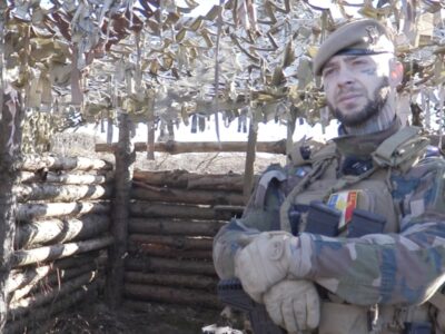 Французька міць на українському фронті: кухар із Франції «смажить» росіян американським Mk-19  