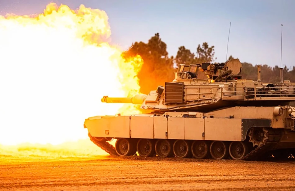 Танк M1 Abrams Армії США під час тестових стрільб. Фото: US Army