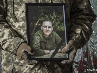 У Києві попрощались з білоруською снайперкою: історія Марії Зайцавої, яка загинула за Україну  