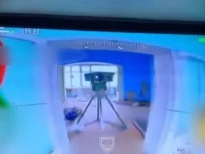 «Очі» ворога більше не бачать: наші дронарі ювелірно знищили спостережний пункт на лівому березі Дніпра  