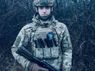 «Хотілося бути щасливчиком»: прикордонник з позивним «Лакі» про бої за Вовчанськ  