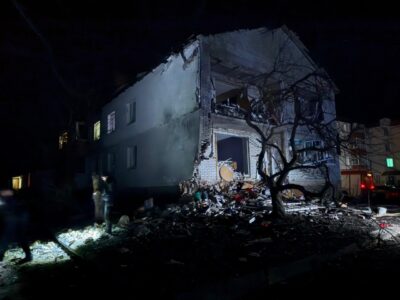 Нічна атака дронами на Сумщині: росія атакувала житлові будинки  