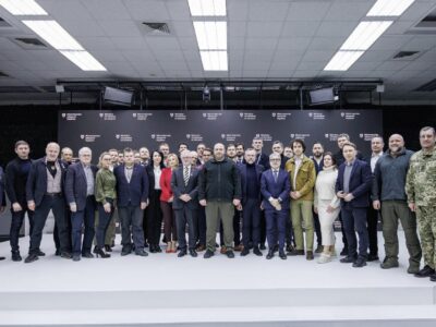 Рустем Умєров обговорив ключові потреби оборони України у 2025 році з об’єднанням парламентарів «United for Ukraine»  