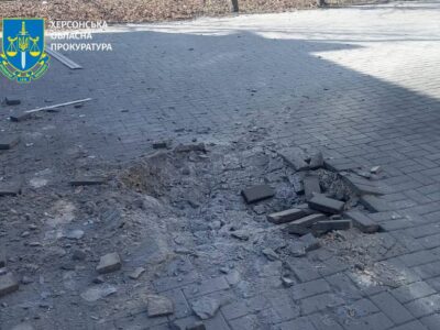 Ворог атакував жителів Херсонщини, є загиблий, пошкоджено десятки цивільних об’єктів  