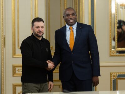 Гарантії безпеки та антиросійські санкції — Президент обговорив з британським міністром  