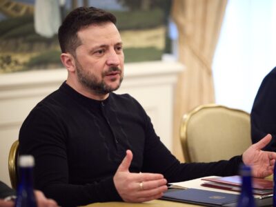 «Зберігаємо максимум життів» — Володимир Зеленський розповів про ситуацію на Курщині  