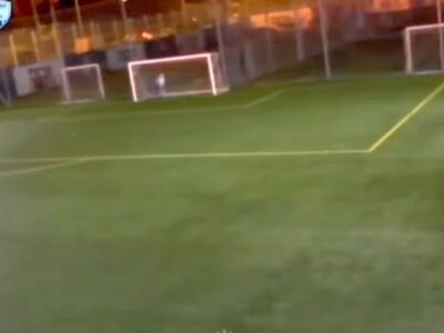 «Послаблення тиску на рф недоречне» — Президент показав приліт ворожого БПЛА під час футбольного матчу в Харкові  