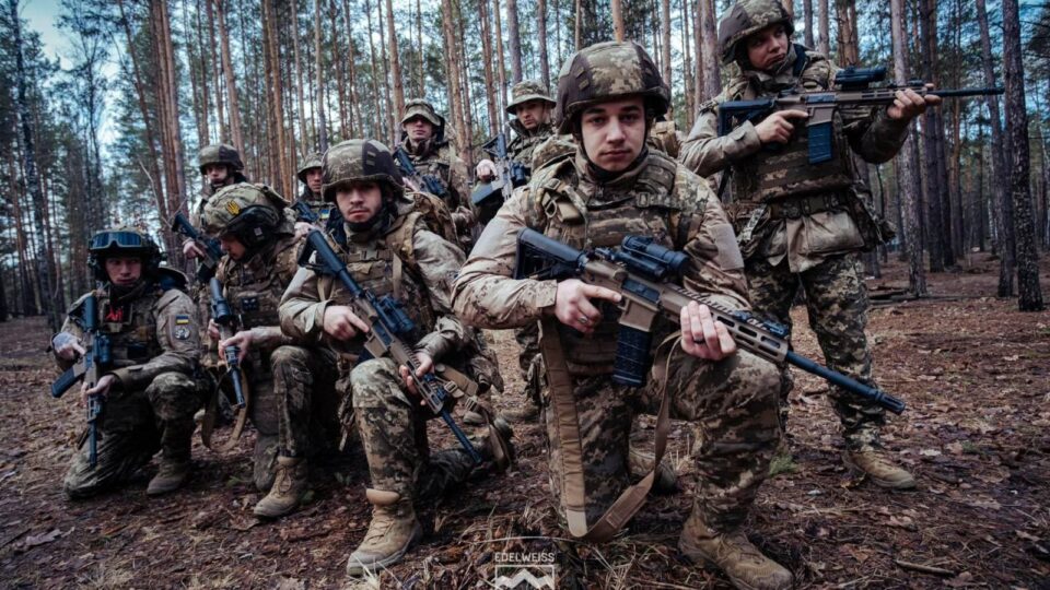 «Диверсантів виявляли, вони пиячили»: поблизу Слов’янська лише в одному селі росіяни втратили 500 солдатів  