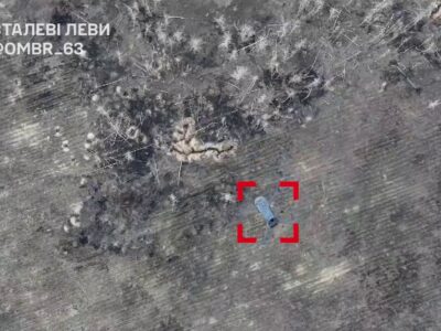 Нова тактика — дрони ЗСУ почали ловити ворожі безпілотники в тенета  