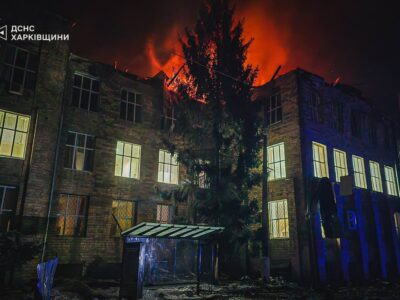 Наслідки удару дронів по лікарні у Харкові: є постраждалі  