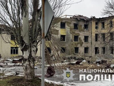 Унаслідок атак рф на Донеччині пошкоджено 25 цивільних об’єктів і поранено людину  