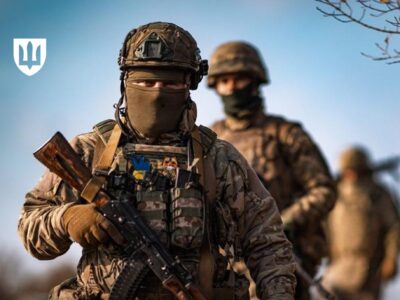 «Завдяки вам неодмінно буде майбутнє без війни»: Денис Шмигаль привітав українських воїнів  