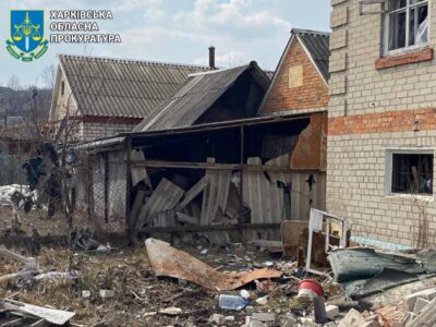 Наслідки обстрілів рф на Харківщині: постраждали цивільні, пошкоджено багатоповерхівку