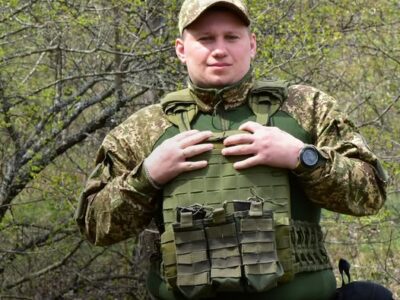 «Котяче чуття» на передовій: історія бійця, який крізь пекло боїв тримає позиції заради сина  