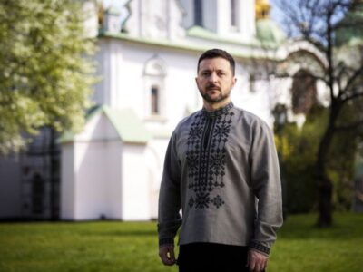 «Віра, яка попри все не згасає»: Президент про силу українського духу у великодньому зверненні  