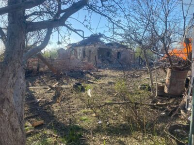 КАБ-терор у Куп’янську: ворог продовжує обстріли цивільних районів, є постраждалі  