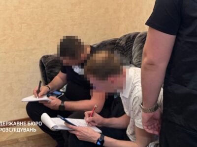 «Мототур» для ухилянтів за $15 тисяч: правоохоронець з Київщини «переправляв» чоловіків до Польщі  