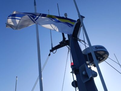 Діти привітали військових моряків з їхнім професійним святом  