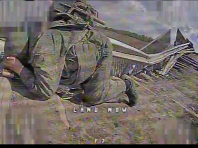 Різанина біля зруйнованого мосту — російським штурмовикам сподобалося гинути біля води  