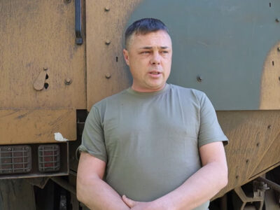 Вибух, «кульбіти» на шаленій швидкості та врятоване життя: історія бійця «Моне», що дихає кіно, але написана війною  