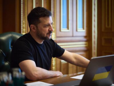 Володимир Зеленський обговорив із Президенткою Північної Македонії шлях до миру та вступ до ЄС  