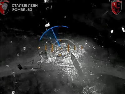 «Навіщо витрачати FPV, якщо є Баба-Яга» — дрони-бомбери «покарали» окупантів за рідкісний виїзд важкої техніки  