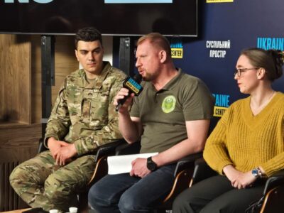 Росія утримує українських військовополонених у 300 місцях  