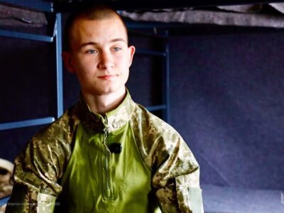 «Я не хотів чекати, поки хтось інший захищатиме мою країну»: історія 18-річного добровольця  