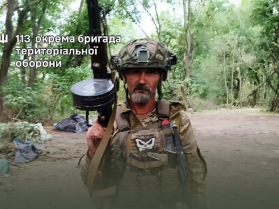 Воює вся родина, виносив з-під вогню пораненого сина: «Татарин» вже понад три роки боронить Україну  