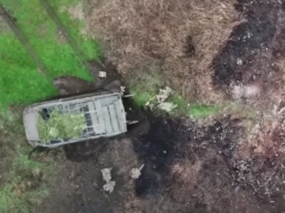 «Азовці нас відкопали» — українські воїни показали нову партію полонених, захоплених на Торецькому напрямку  