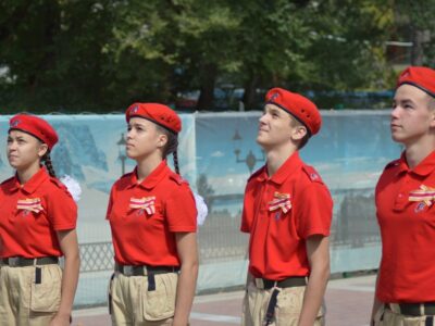 Мілітаризована молодь та населення без води: ситуація на окупованій Луганщині  