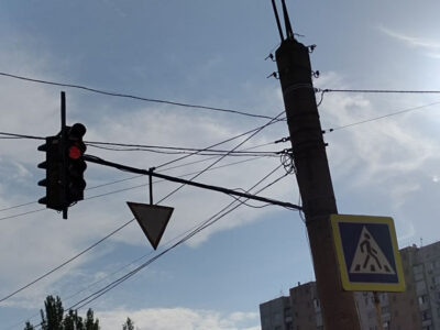 Світлофори у 2026-му, зарплата — в січні: як живе окупована Луганщина  