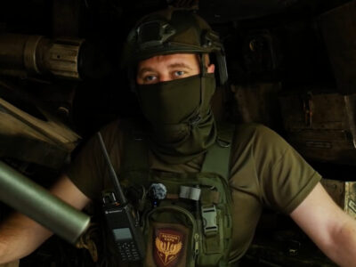 «Бігли, як олімпійці»: артилерист розповів про те, чому навіть «богам війни» треба вміти бігати швидко  