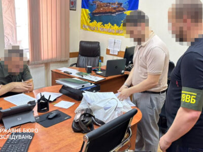 «$2000 за „легку хворобу“» — полковник-прикордонник намагався «відкосити» від фронту